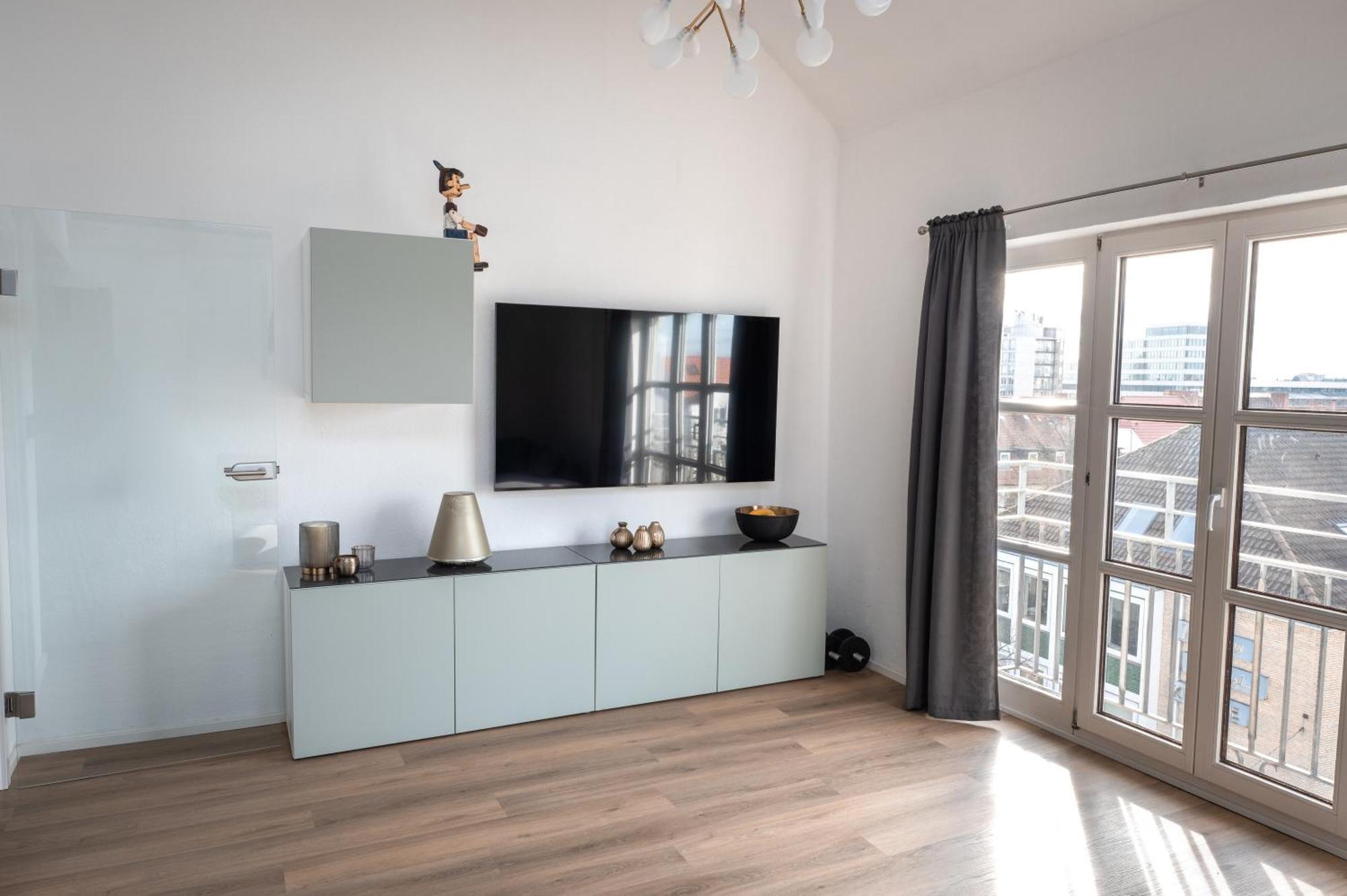 Eich-Penthouse, Zentral Am Stadtwald Mit Ausblick Ueber Die Stadt, 24H Self Check-In, Netflix, Disneyplus Hannover Exterior photo